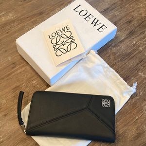 Loewe Zip Wallet Never Used